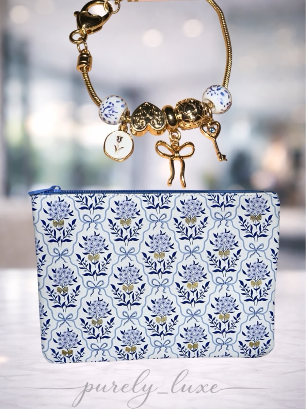 2 PC NEW Gold Bow Charm Bracelet & Pouch matching set